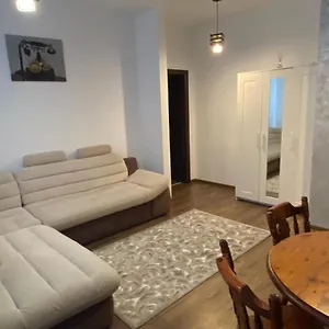  Apartment Militari