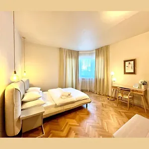 Homestay Center Unirii Square Private With View - Shared Amenities