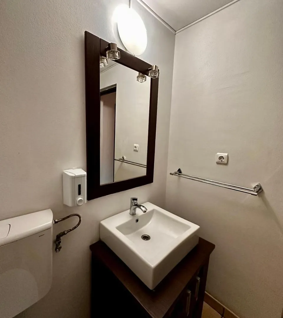 Conta Apartment Bucharest 0*,